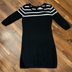 Old Navy Sweater Dress, Size Medium